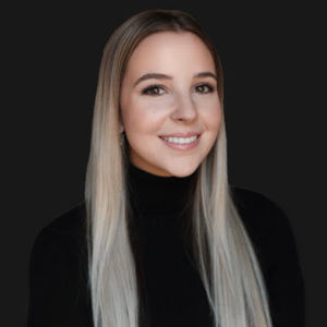 Meet your Posher, Cait